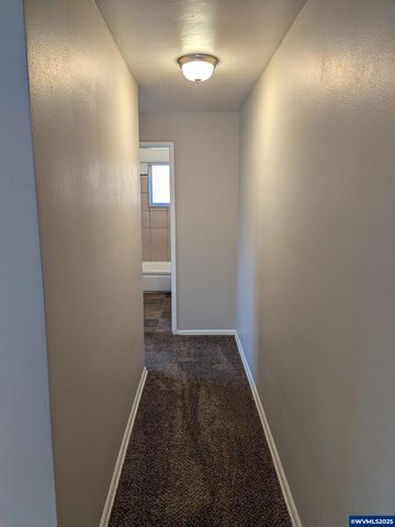 923-945 Fir St S, Salem, OR 97302