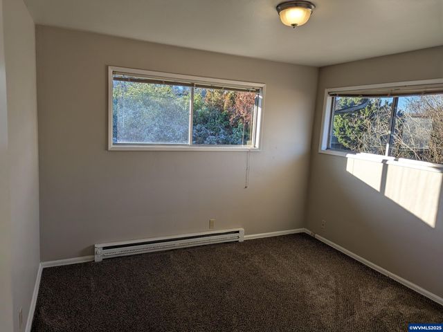 923-945 Fir St S, Salem, OR 97302