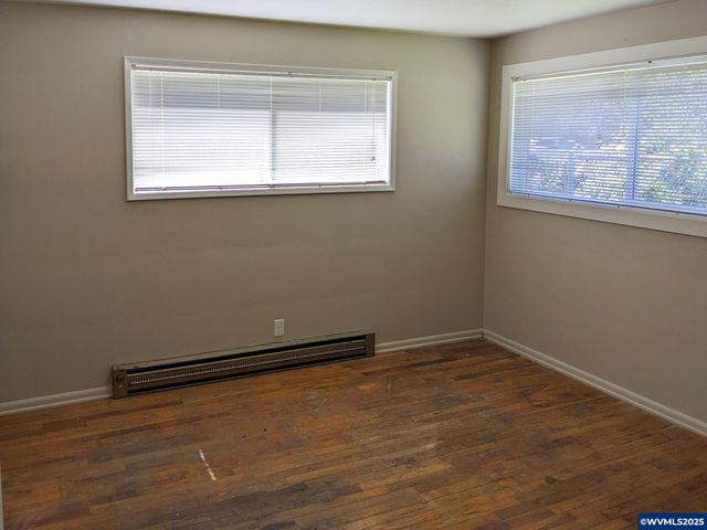 923-945 Fir St S, Salem, OR 97302