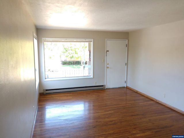 923-945 Fir St S, Salem, OR 97302