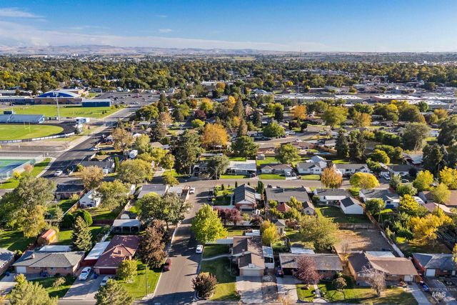 763 N Walnut Street, Twin Falls, ID 83301