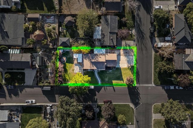 763 N Walnut Street, Twin Falls, ID 83301
