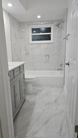 8533 VIVA VIA DRIVE, Hudson, FL 34667