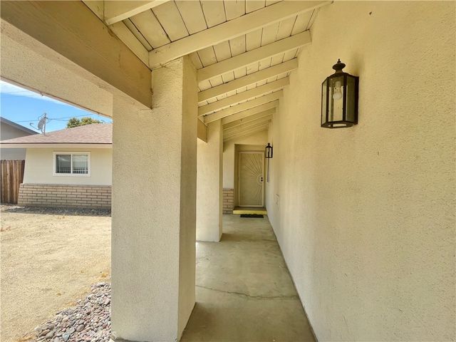 1153 Via Del Echo, Hemet, CA 92543