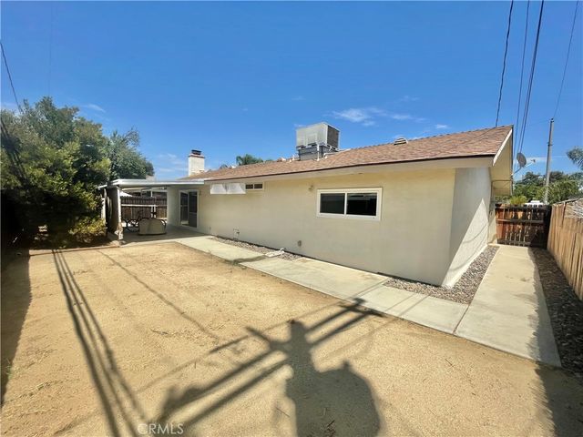 1153 Via Del Echo, Hemet, CA 92543