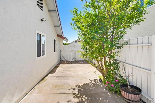 483 Quince St, Chula Vista, CA 91911