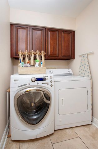 8318 Glen Canyon DR, Round Rock, TX 78681