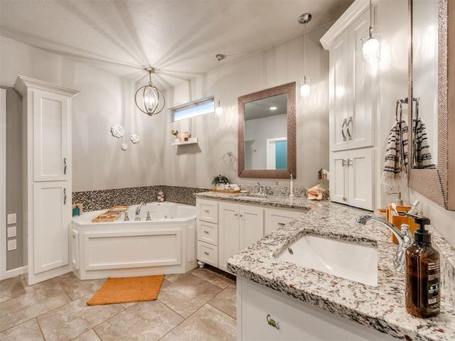 17400 Braken Drive, Edmond, OK 73012