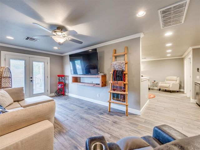 17400 Braken Drive, Edmond, OK 73012