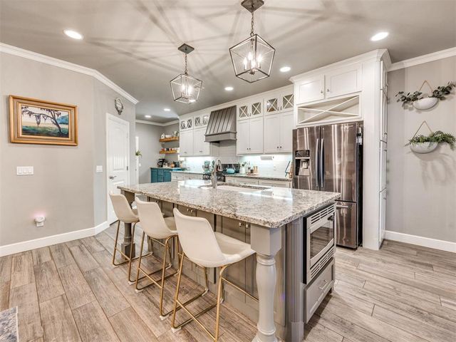 17400 Braken Drive, Edmond, OK 73012