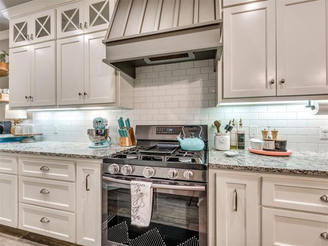 17400 Braken Drive, Edmond, OK 73012