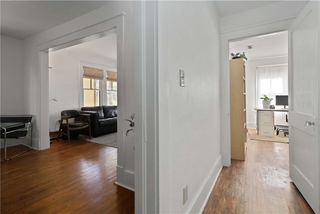 106 W Boles Street, Fayetteville, AR 72701