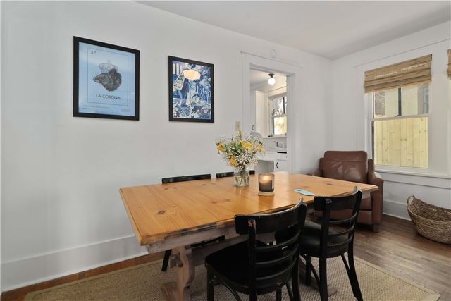 106 W Boles Street, Fayetteville, AR 72701