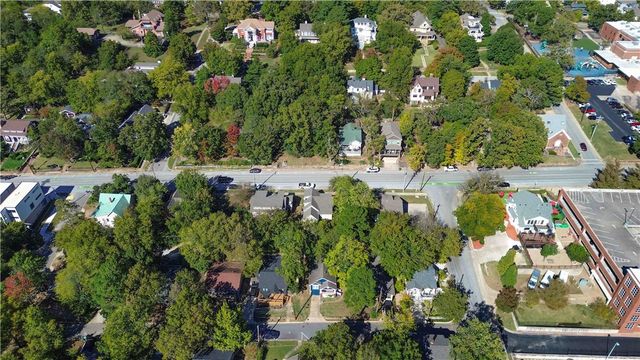 106 W Boles Street, Fayetteville, AR 72701