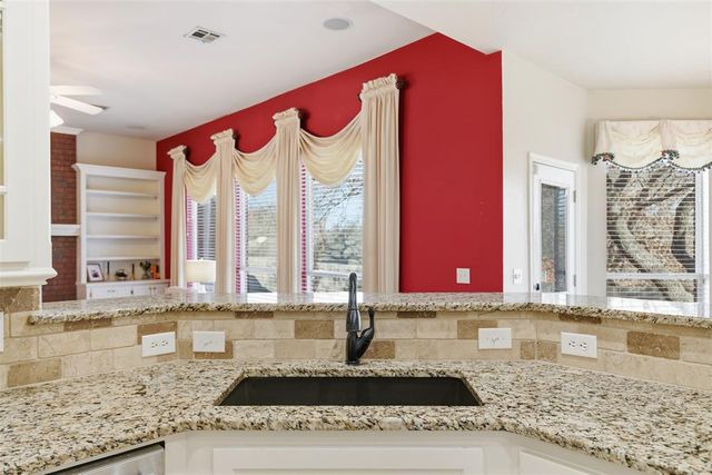 3624 Equestrian Court, Edmond, OK 73034