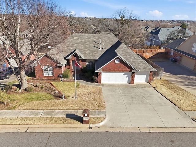 3624 Equestrian Court, Edmond, OK 73034