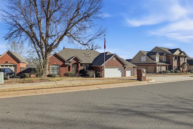 3624 Equestrian Court, Edmond, OK 73034