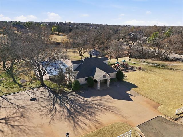 3624 Equestrian Court, Edmond, OK 73034
