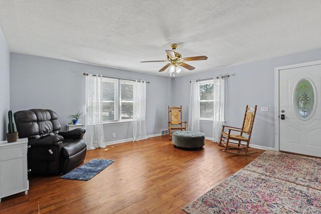 728 Ohio Avenue, Fremont, MI 49412