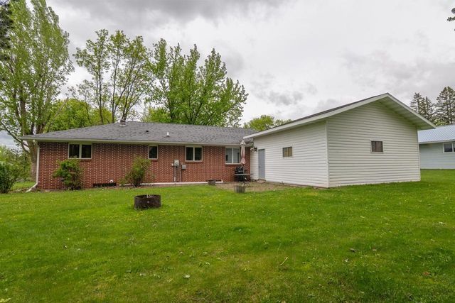 205 W HICKORY STREET, Abbotsford, WI 54405