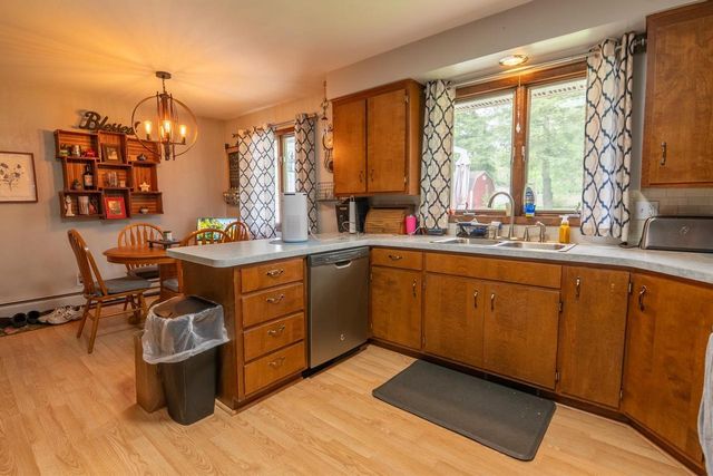 205 W HICKORY STREET, Abbotsford, WI 54405