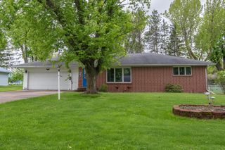 205 W HICKORY STREET, Abbotsford, WI 54405