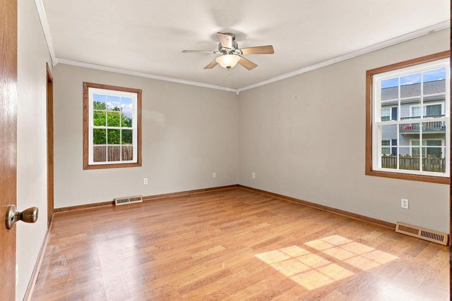 7015 61st AVENUE, Kenosha, WI 53142