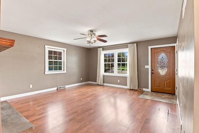 7015 61st AVENUE, Kenosha, WI 53142