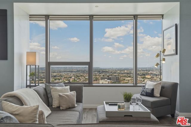 1100 Wilshire Boulevard 2201, Los Angeles, CA 90017