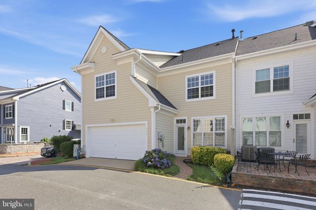 766 MONUMENT AVE, Woodbridge, VA 22191