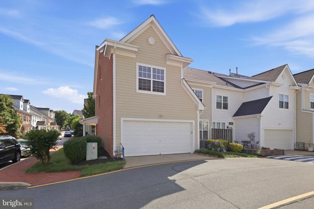 766 MONUMENT AVE, Woodbridge, VA 22191