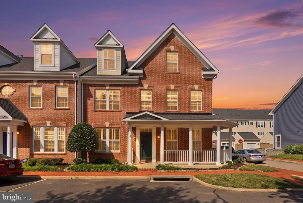 766 MONUMENT AVE, Woodbridge, VA 22191