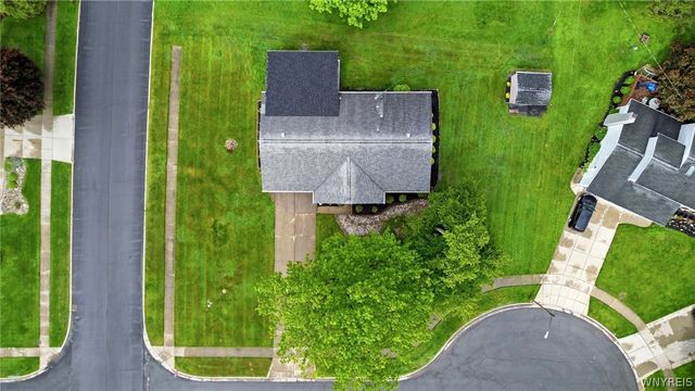 4 Woodward Court, West Seneca, NY 14224