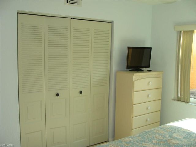 4070 Looking Glass LN # 3101, Naples, FL 34112