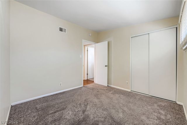 2469 Tournament Street, Las Vegas, NV 89142
