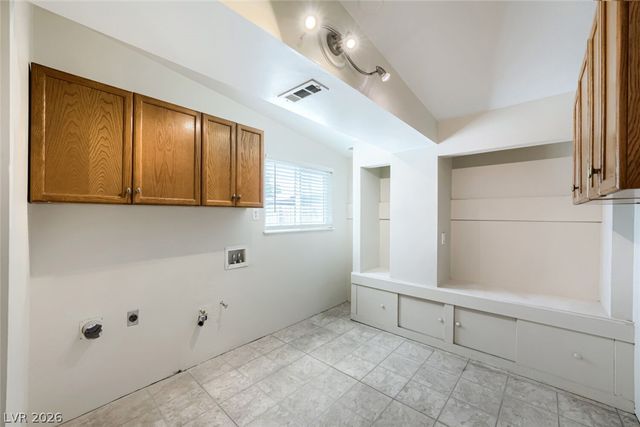 2469 Tournament Street, Las Vegas, NV 89142
