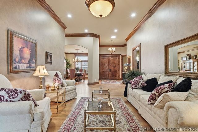 13994 S Hudson Avenue, Bixby, OK 74008