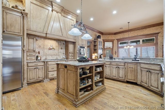 13994 S Hudson Avenue, Bixby, OK 74008