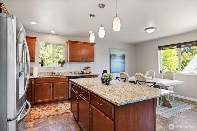2258 SE Upchurch Way, Port Orchard, WA 98366
