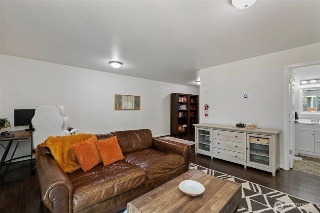 2258 SE Upchurch Way, Port Orchard, WA 98366