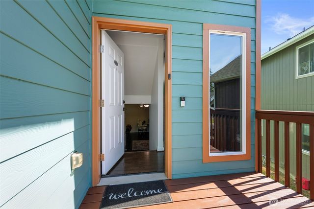 2258 SE Upchurch Way, Port Orchard, WA 98366