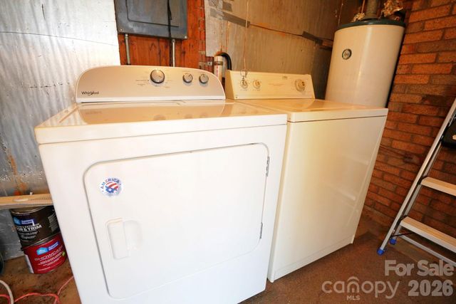 915 Woods Drive, Statesville, NC 28677