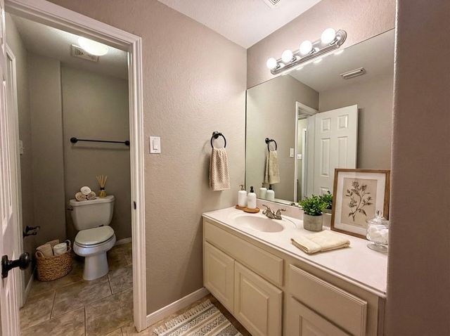 3517 Oak Landing, Conroe, TX 77304