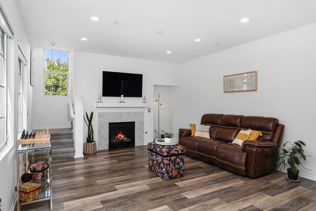 309 Ione Way, El Cajon, CA 92020