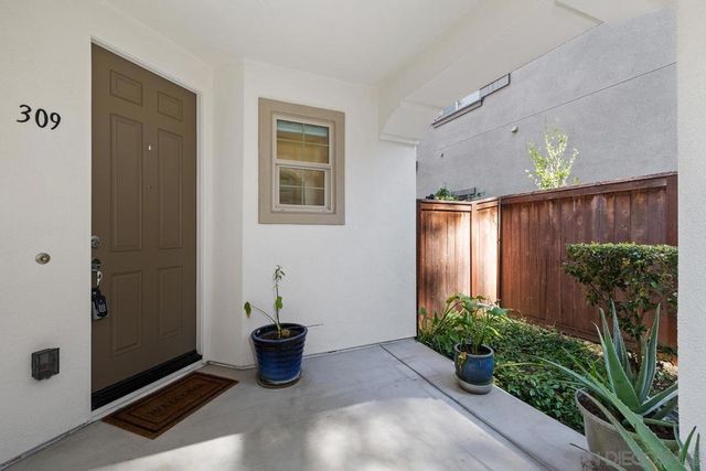 309 Ione Way, El Cajon, CA 92020