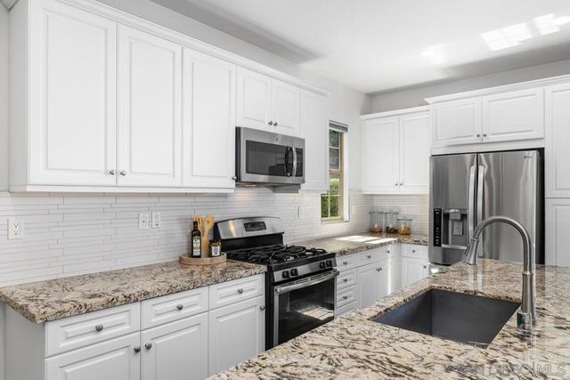 309 Ione Way, El Cajon, CA 92020