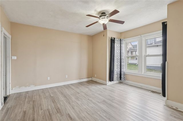 126 Floral Ave, Leechburg Boro, PA 15656