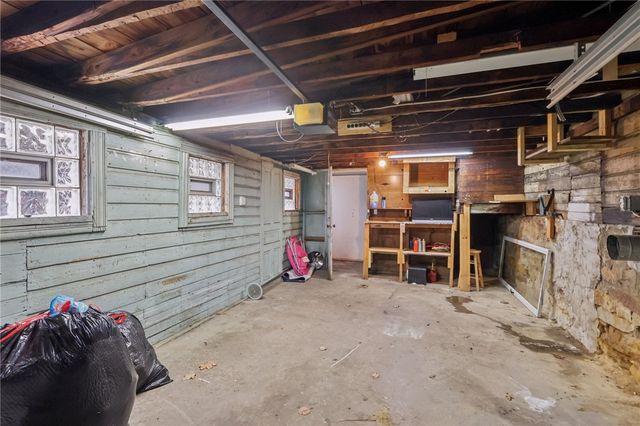 126 Floral Ave, Leechburg Boro, PA 15656