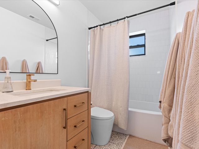 946 Burke Road, Gunter, TX 75058