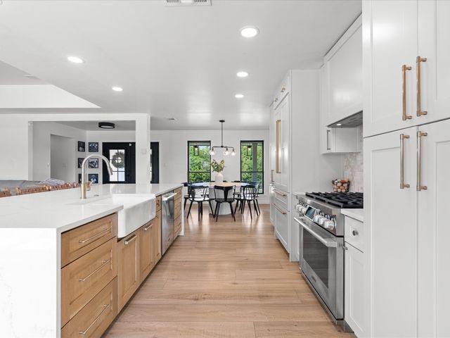 946 Burke Road, Gunter, TX 75058